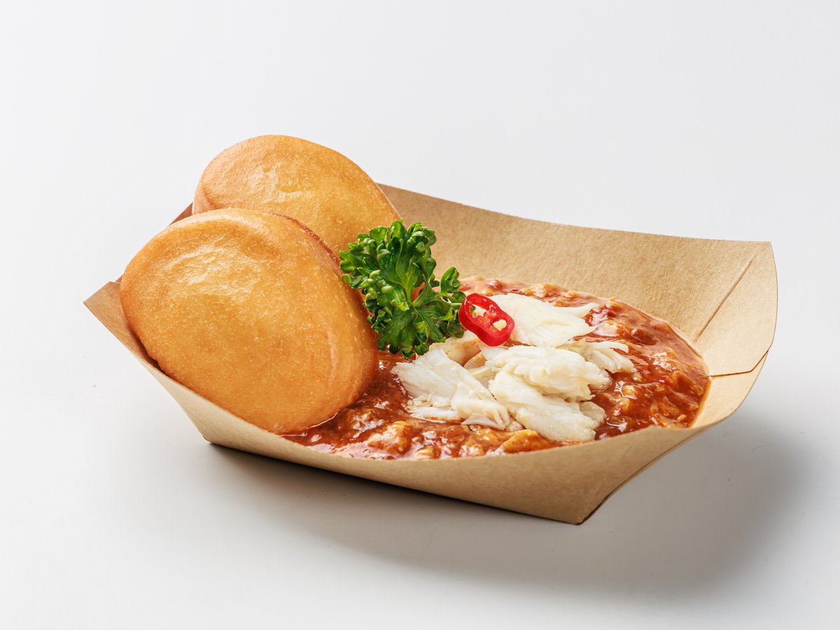 칠리크랩 소스와 번