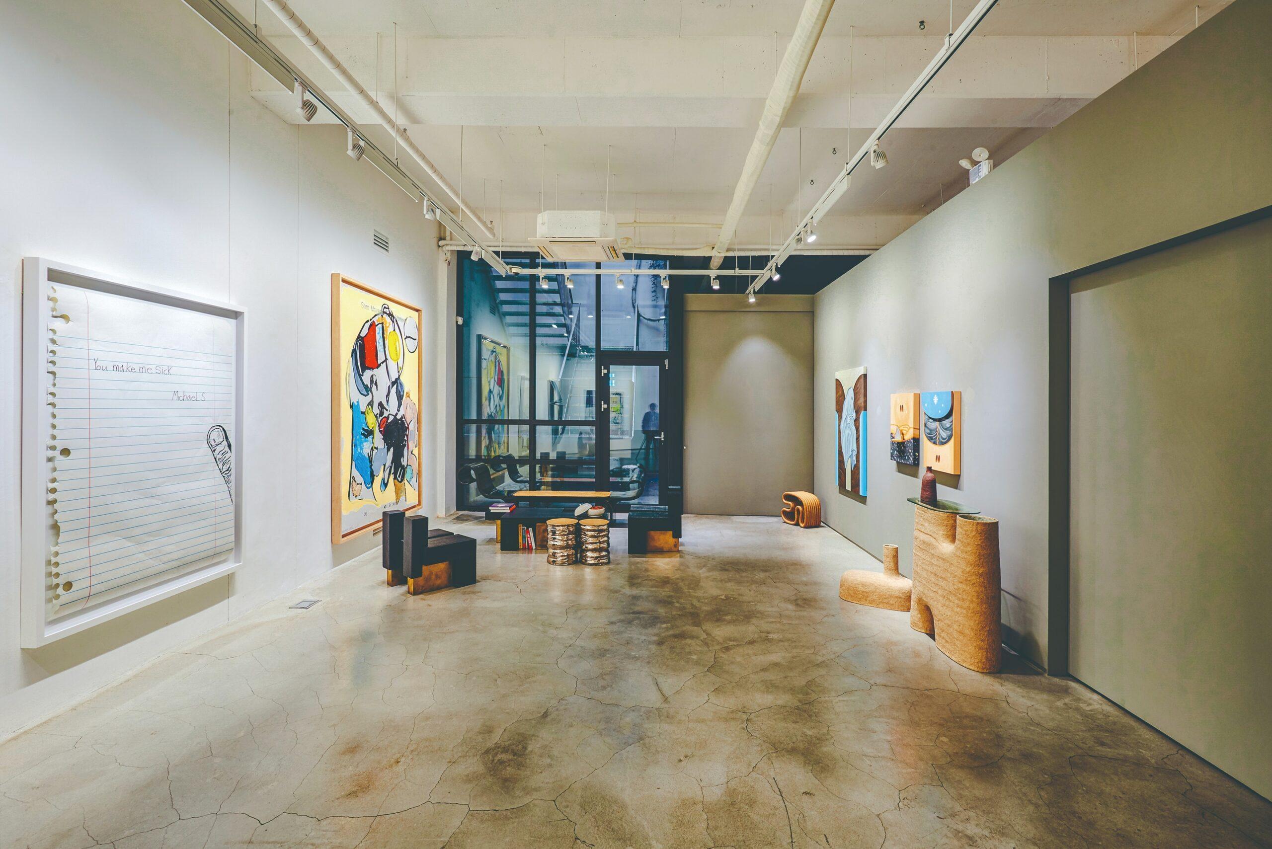 G Gallery 3