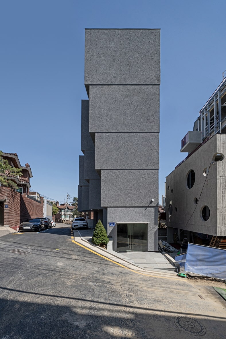 Chrome Company Headquarters (2024 Beautiful Architecture Award)